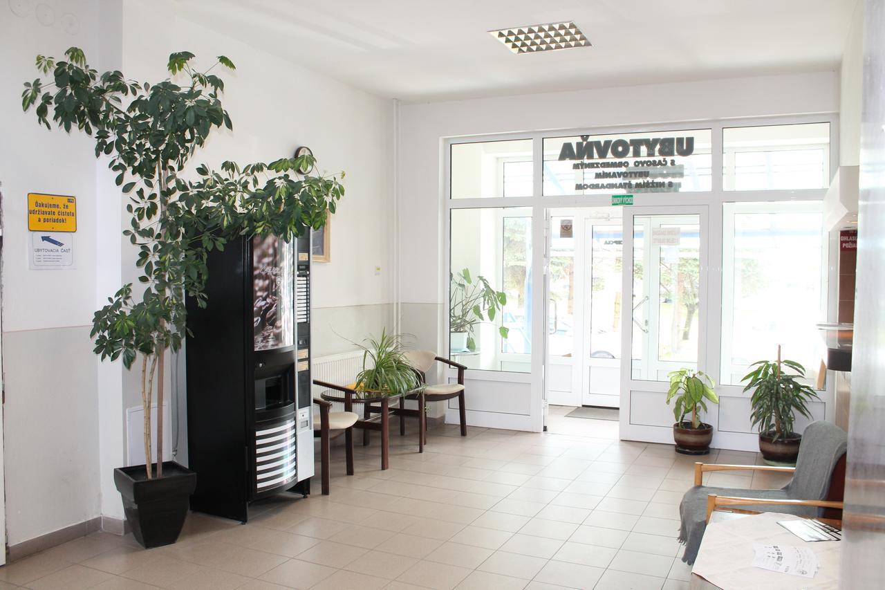 Hostel Turist Zvolen Extérieur photo