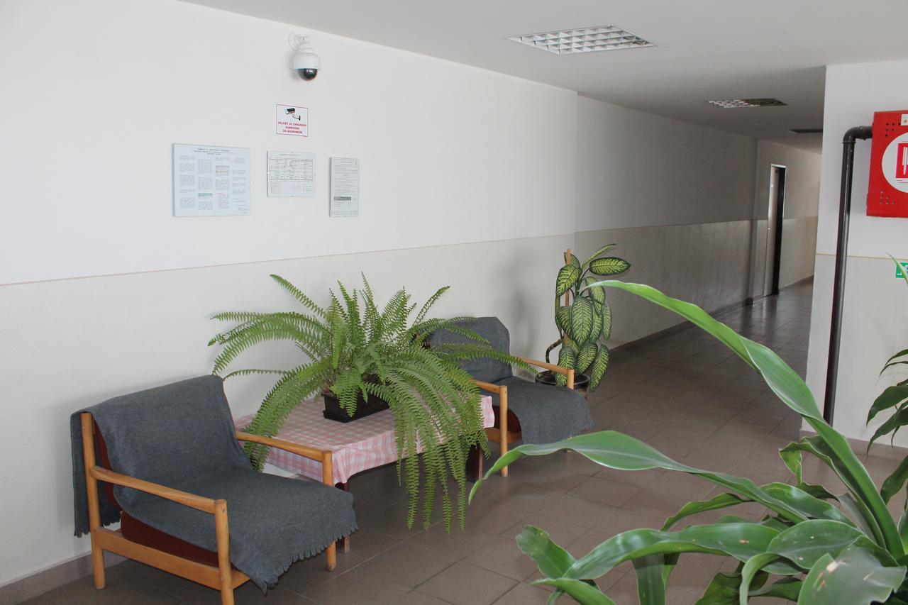 Hostel Turist Zvolen Extérieur photo