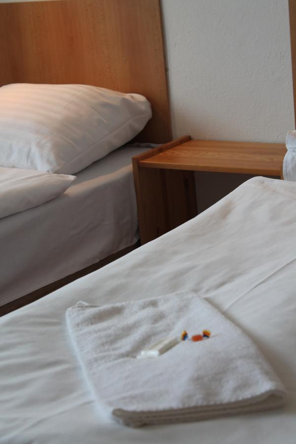 Hostel Turist Zvolen Extérieur photo