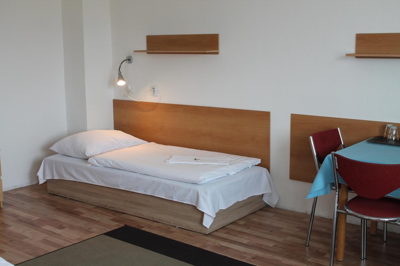 Hostel Turist Zvolen Extérieur photo